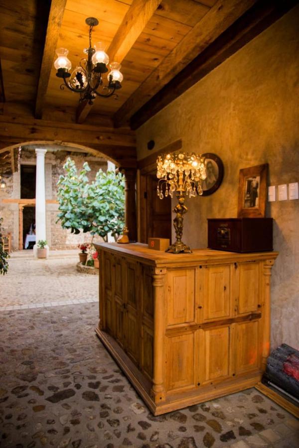 Hotel Casa De Gandhi San Cristobal de las Casas Ngoại thất bức ảnh