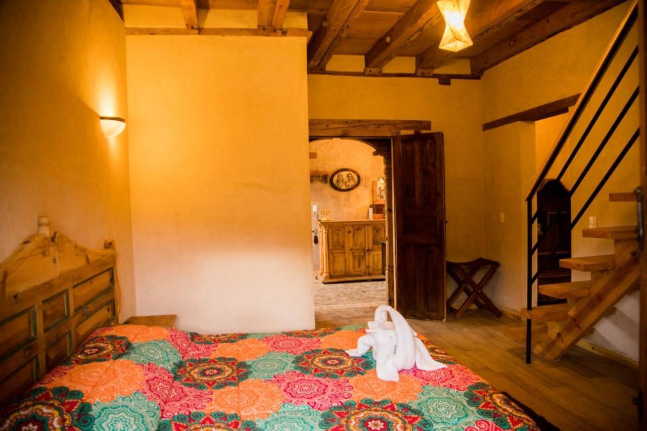 Hotel Casa De Gandhi San Cristobal de las Casas Ngoại thất bức ảnh