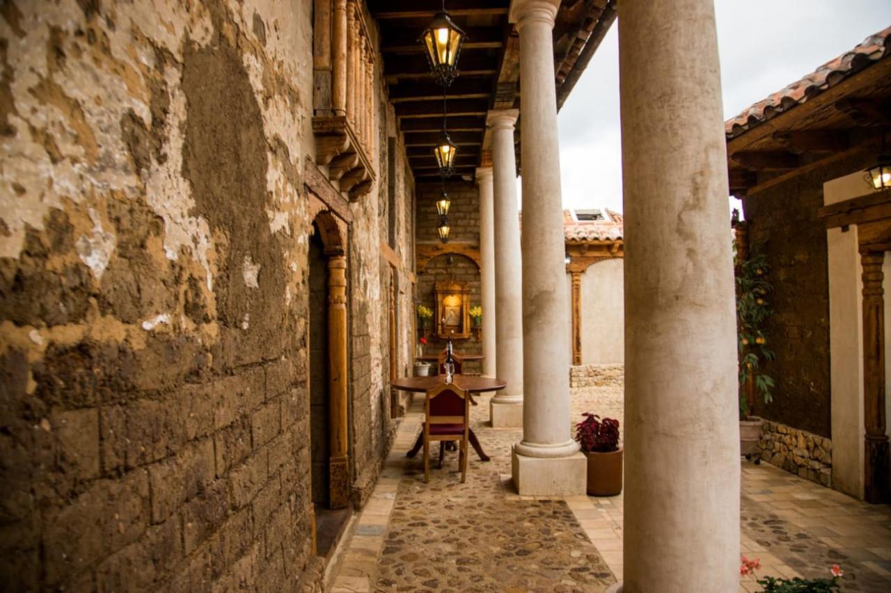 Hotel Casa De Gandhi San Cristobal de las Casas Ngoại thất bức ảnh
