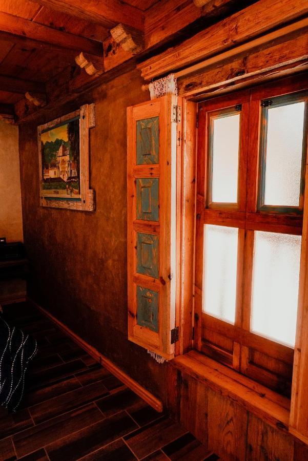 Hotel Casa De Gandhi San Cristobal de las Casas Ngoại thất bức ảnh